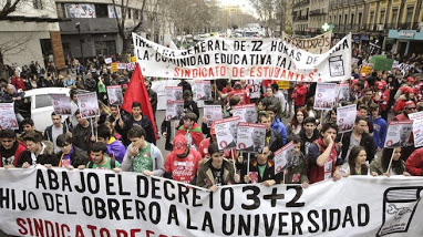 estudiantes-manifestacion-Madrid-segunda jornada-huelga-Decreto 3-2 MDSIMA20150226 0197 11