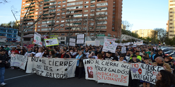 Manifestación Pérez Galdós