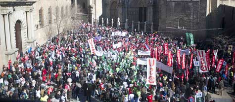 mani-toledo-contra-recortes